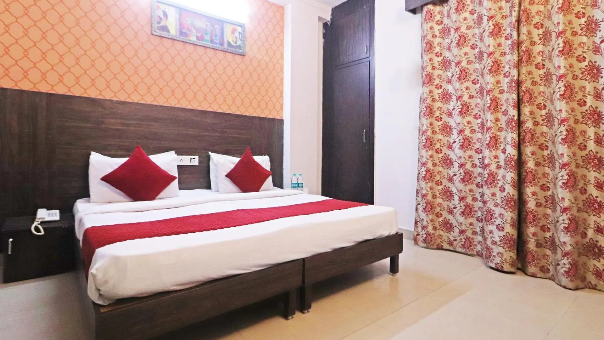 Hotel The Nines By The Premium Villa New Delhi