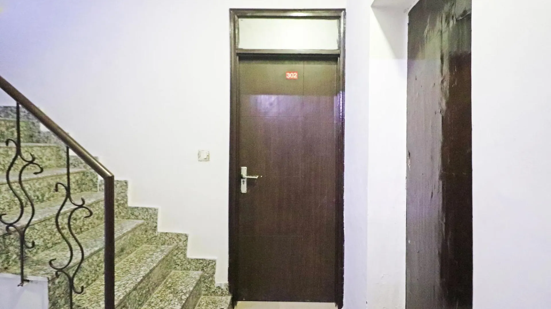 Hotel The Nines By The Premium Villa New Delhi