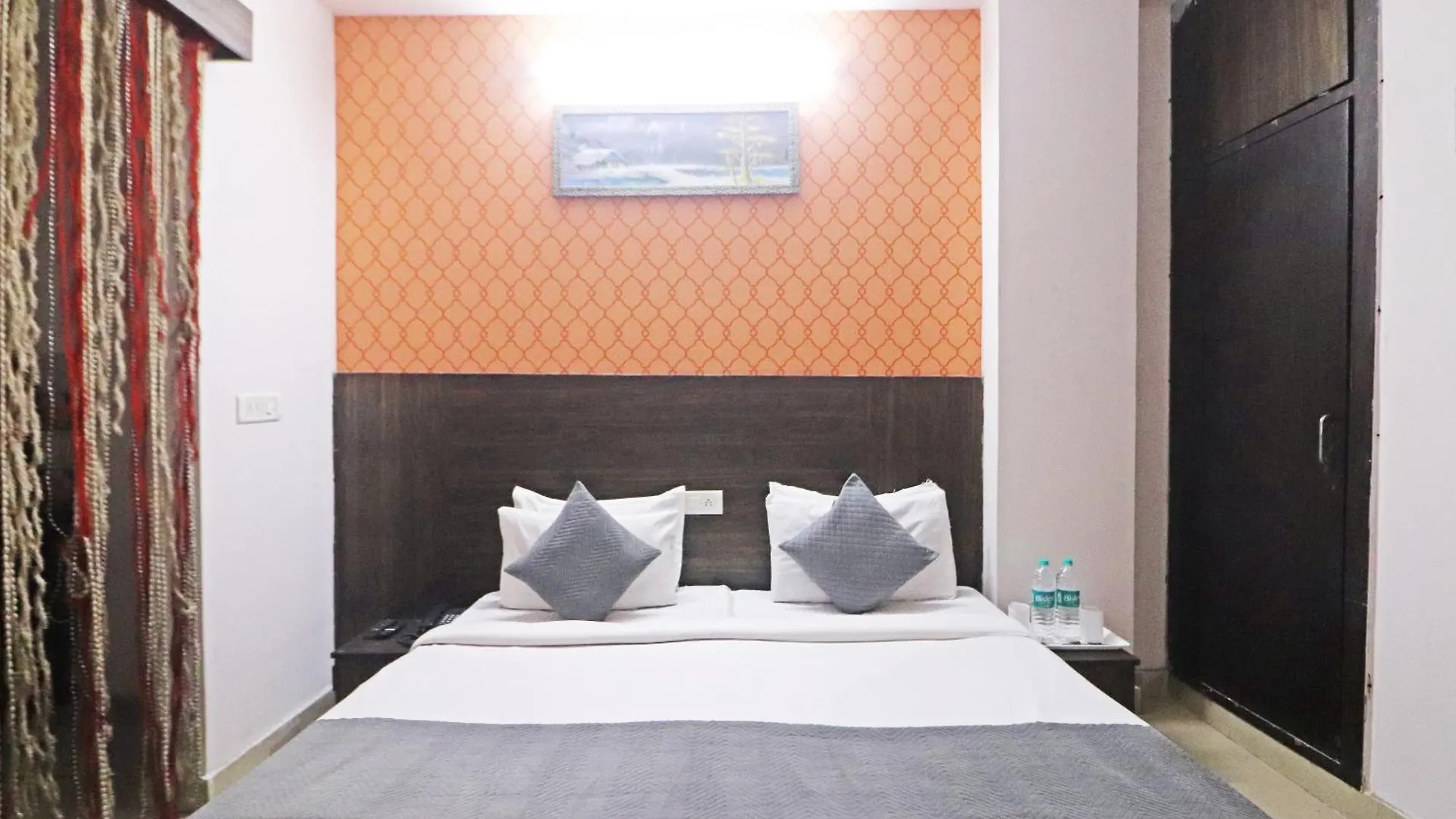 Hotel The Nines By The Premium Villa New Delhi